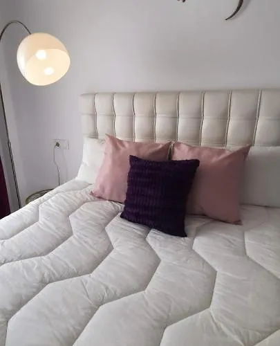 Nicolasa Апартаменты